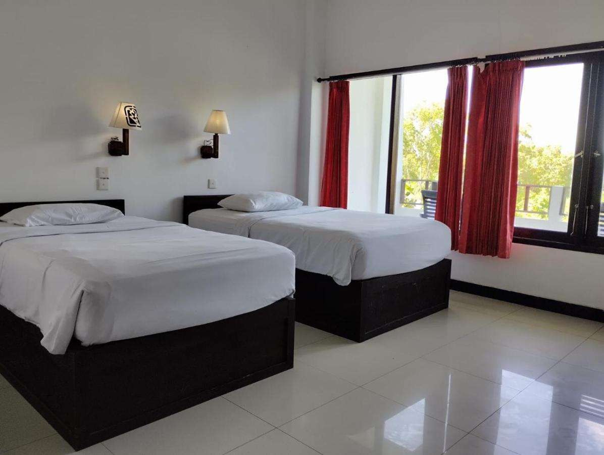 Padang-padang Hotel 3*